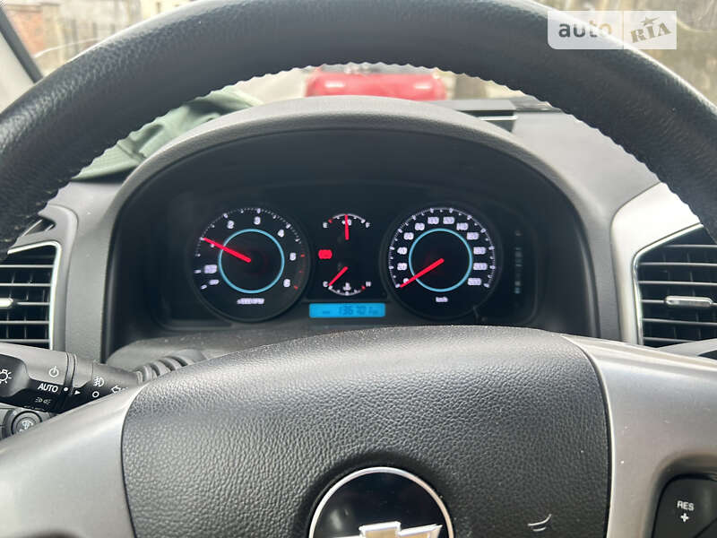 Фото Chevrolet Captiva з оголошення AUTO.RIA