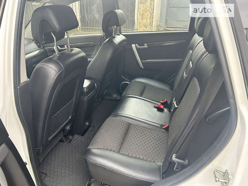Фото Chevrolet Captiva з оголошення AUTO.RIA