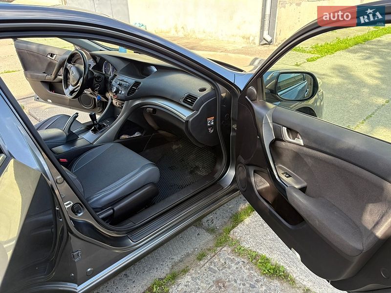 Фото Honda Accord з оголошення AUTO.RIA