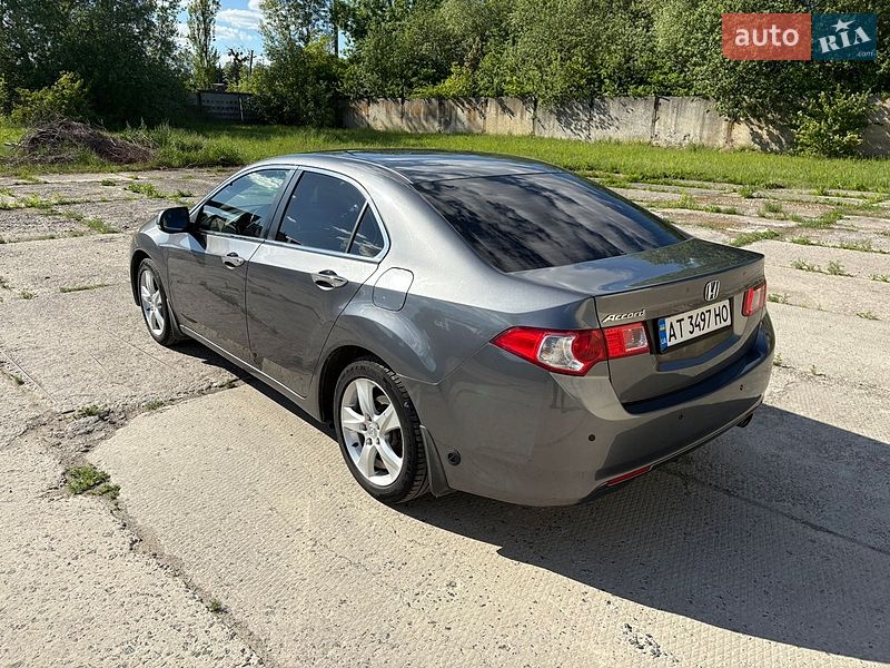 Фото Honda Accord з оголошення AUTO.RIA