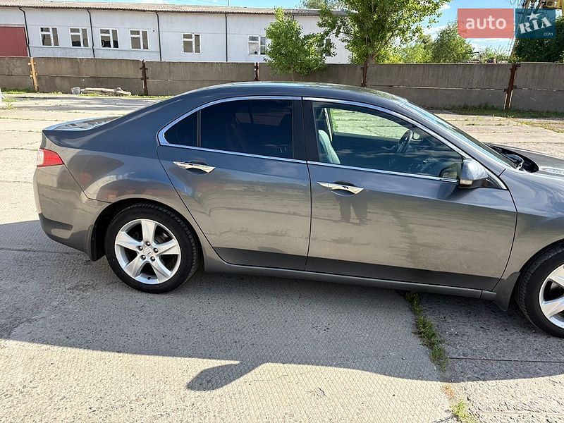 Фото Honda Accord з оголошення AUTO.RIA
