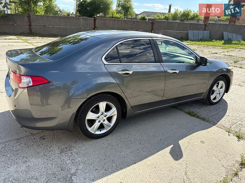 Фото Honda Accord з оголошення AUTO.RIA