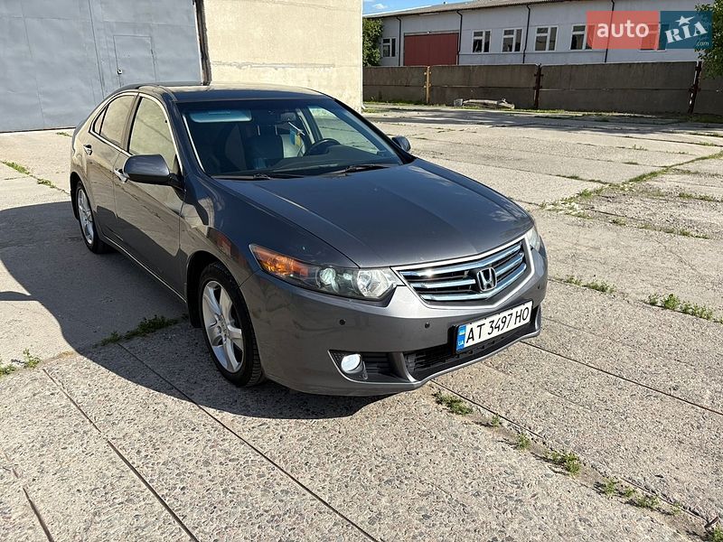 Фото Honda Accord з оголошення AUTO.RIA