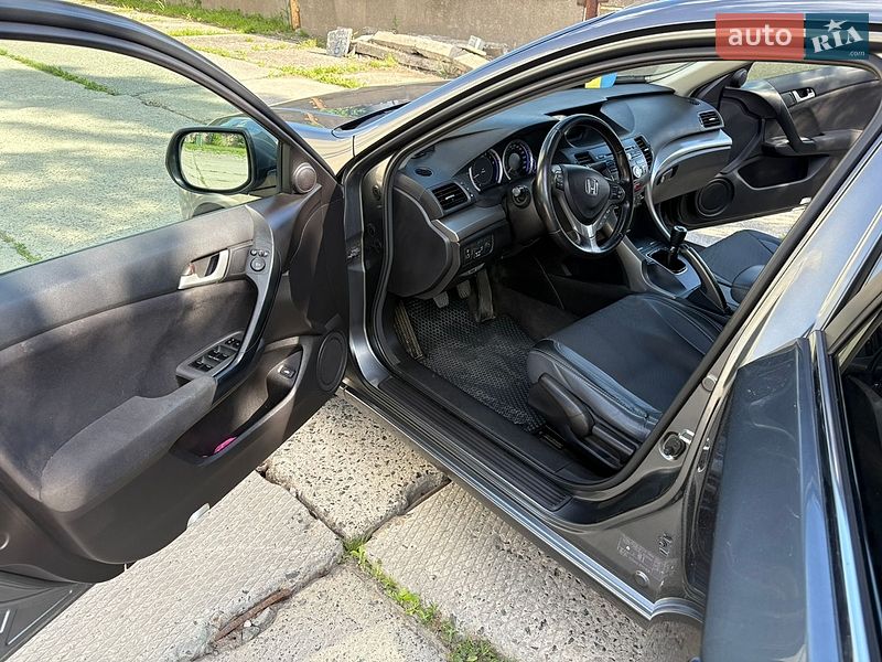 Фото Honda Accord з оголошення AUTO.RIA