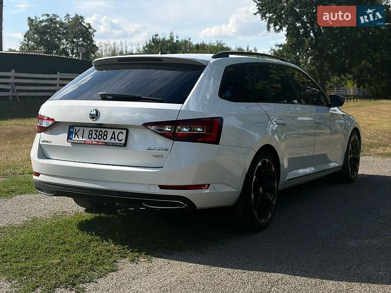 Фото Skoda Superb з оголошення AUTO.RIA