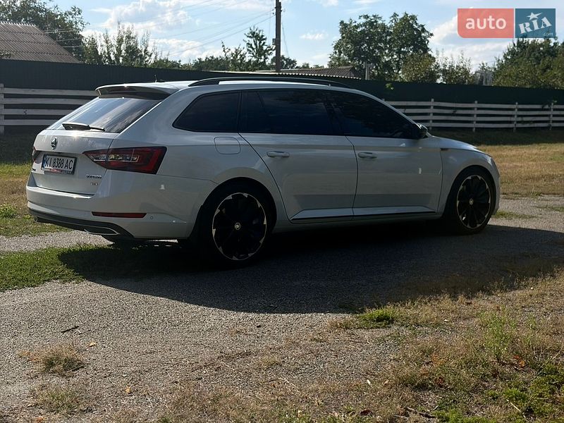 Фото Skoda Superb з оголошення AUTO.RIA