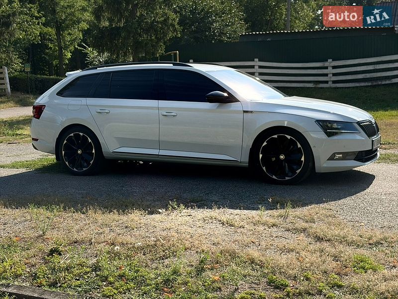 Фото Skoda Superb з оголошення AUTO.RIA