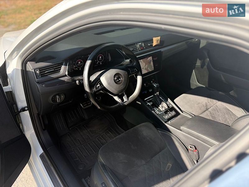 Фото Skoda Superb з оголошення AUTO.RIA