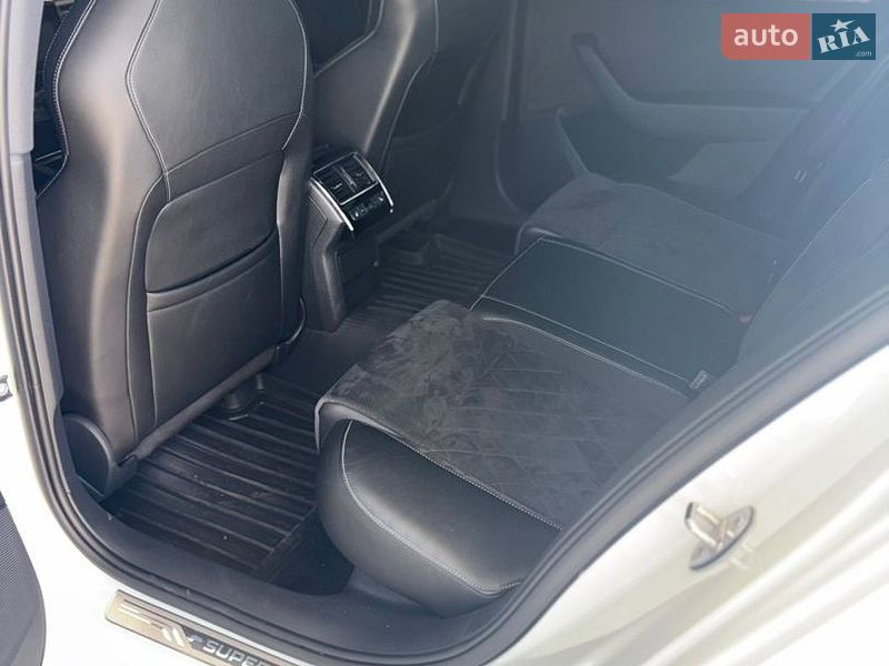 Фото Skoda Superb з оголошення AUTO.RIA
