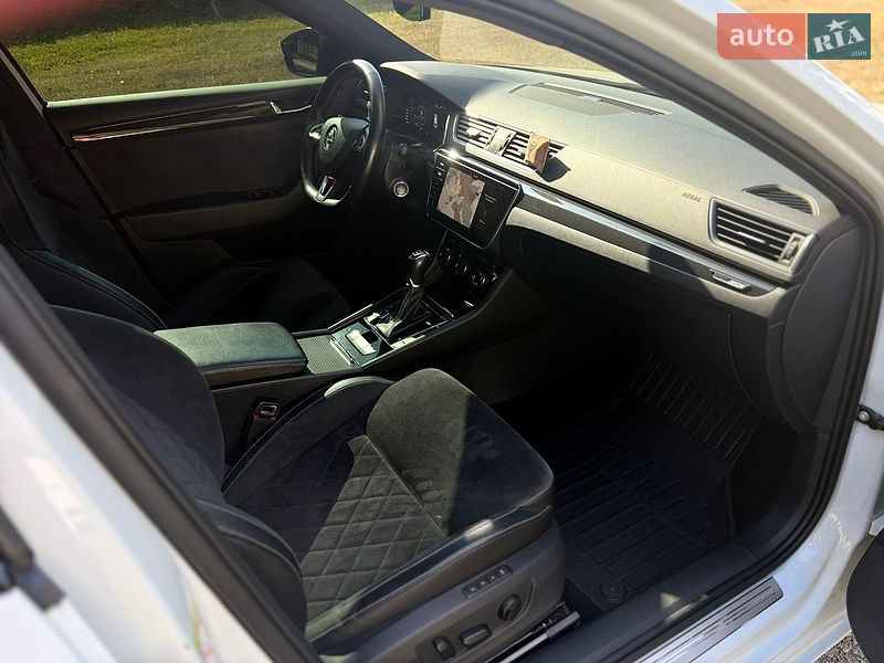 Фото Skoda Superb з оголошення AUTO.RIA