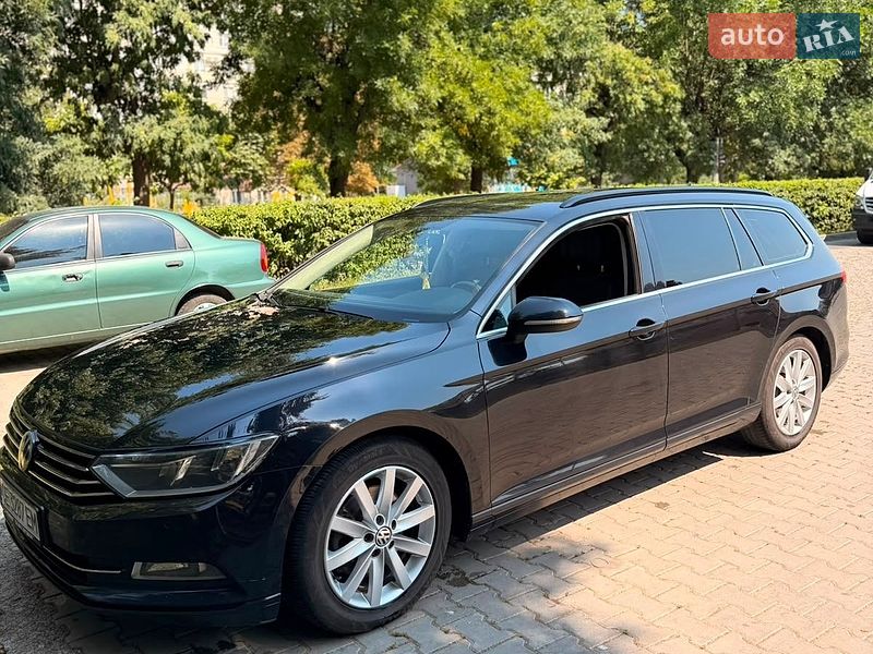 Фото Volkswagen Passat з оголошення AUTO.RIA