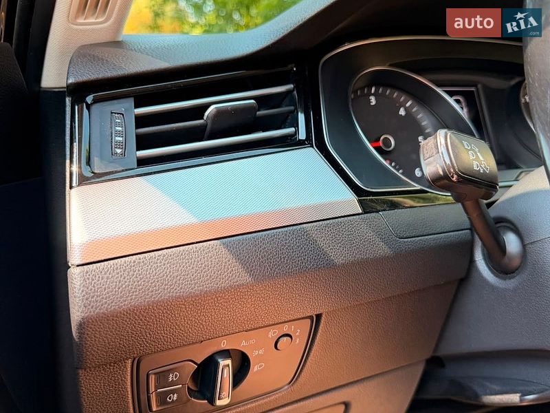 Фото Volkswagen Passat з оголошення AUTO.RIA