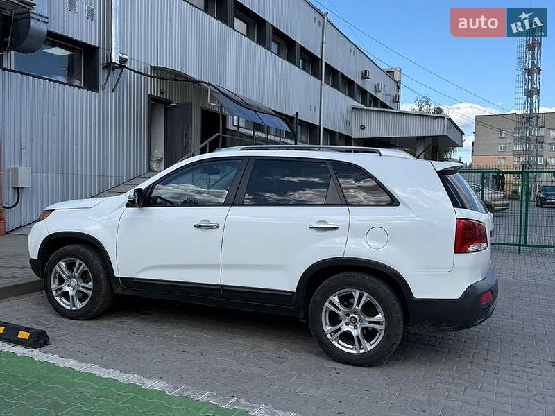 Фото Kia Sorento з оголошення AUTO.RIA