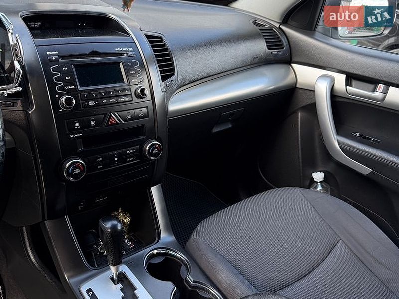 Фото Kia Sorento з оголошення AUTO.RIA
