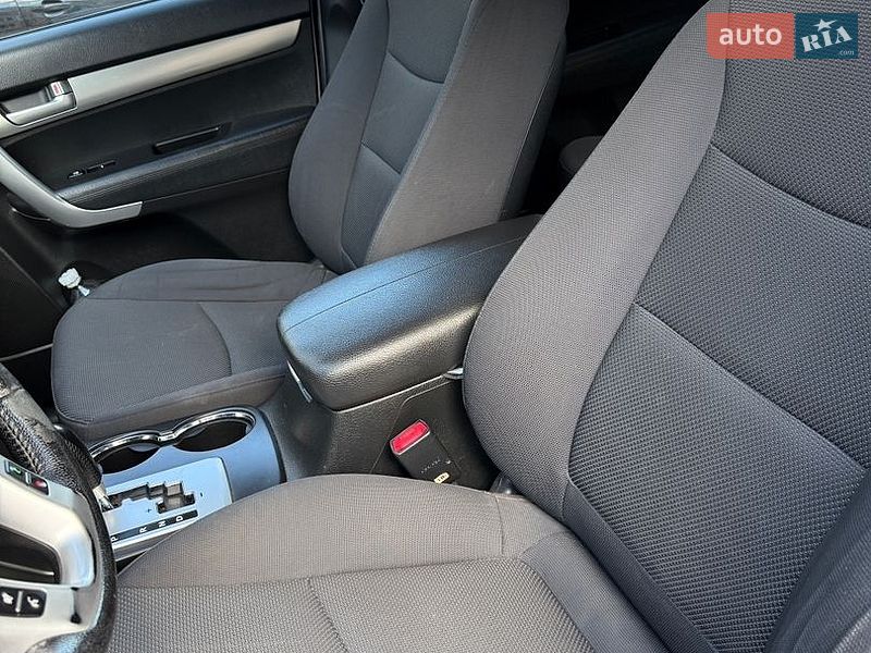 Фото Kia Sorento з оголошення AUTO.RIA