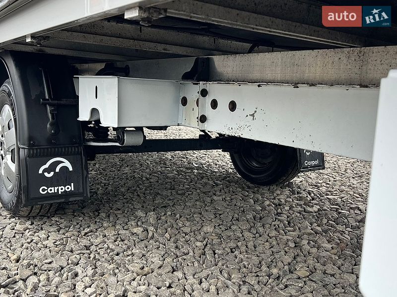 Фото Renault Master з оголошення AUTO.RIA