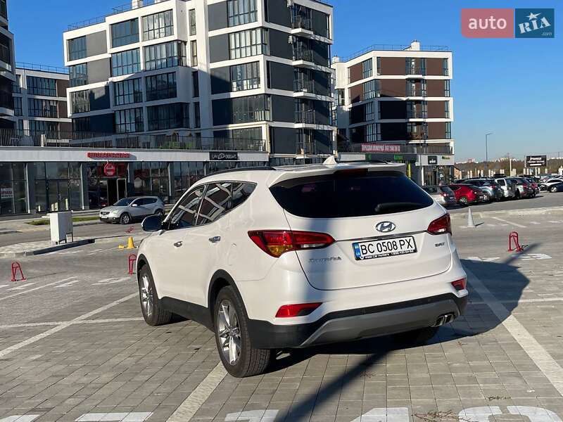 Фото Hyundai Santa FE з оголошення AUTO.RIA