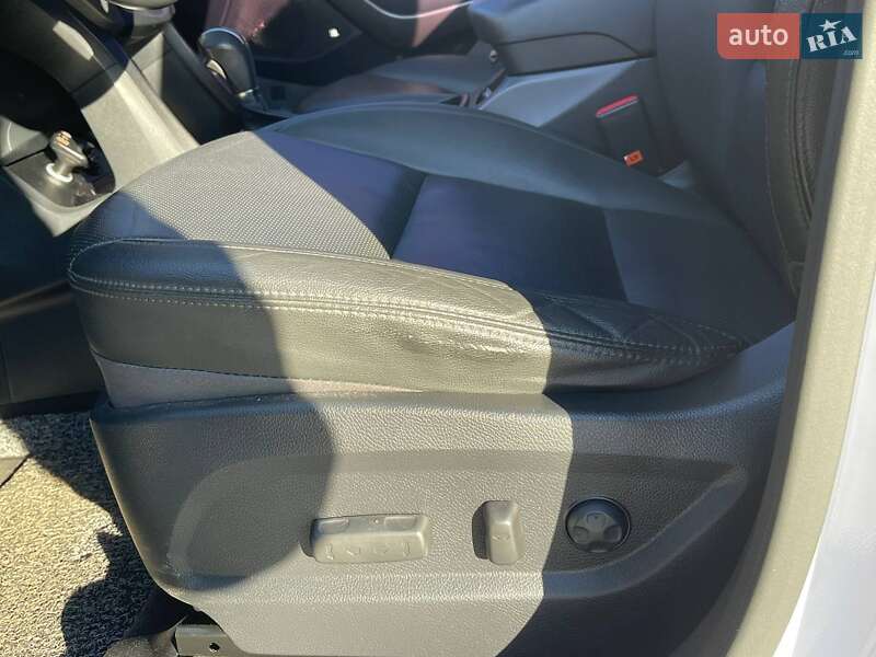 Фото Hyundai Santa FE з оголошення AUTO.RIA