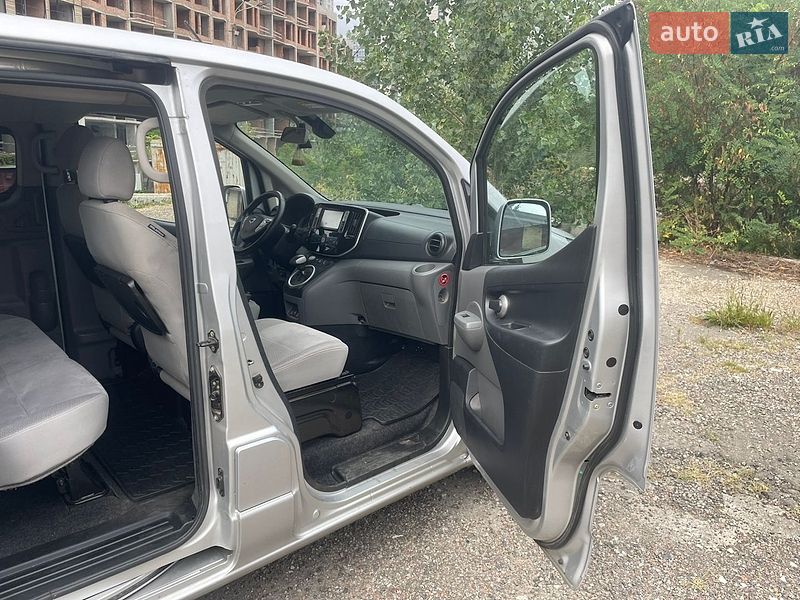 Фото Nissan e-NV200 з оголошення AUTO.RIA