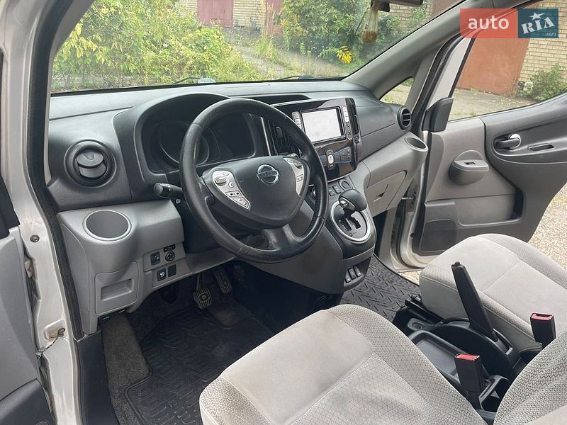 Фото Nissan e-NV200 з оголошення AUTO.RIA