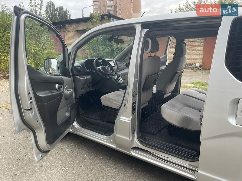 Фото Nissan e-NV200 з оголошення AUTO.RIA