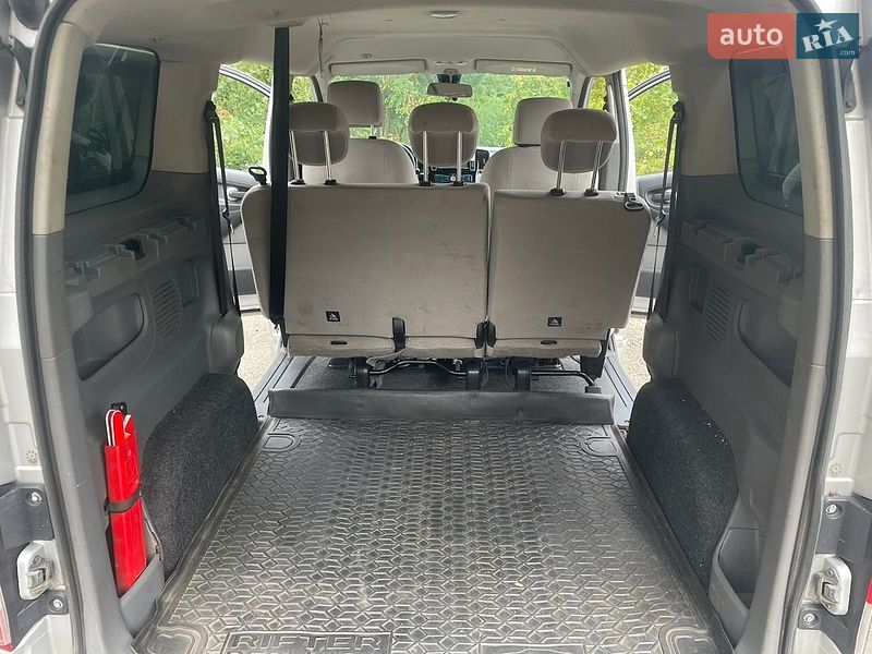 Фото Nissan e-NV200 з оголошення AUTO.RIA