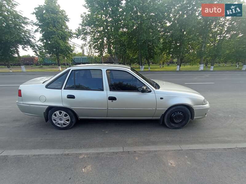 Фото Daewoo Nexia з оголошення AUTO.RIA