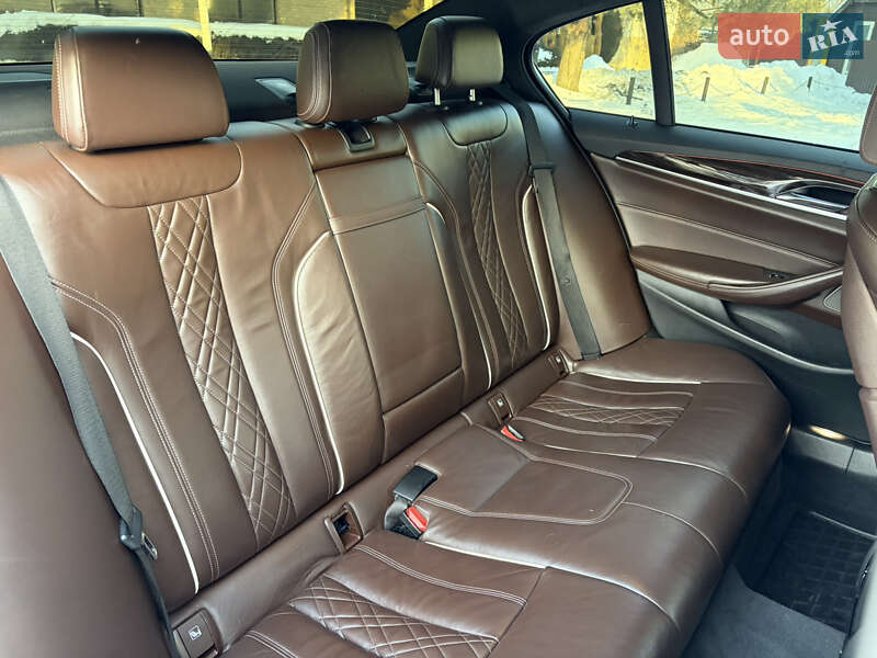 Фото BMW 5 Series з оголошення AUTO.RIA