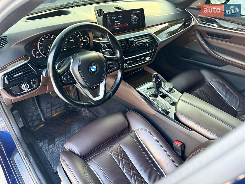 Фото BMW 5 Series з оголошення AUTO.RIA
