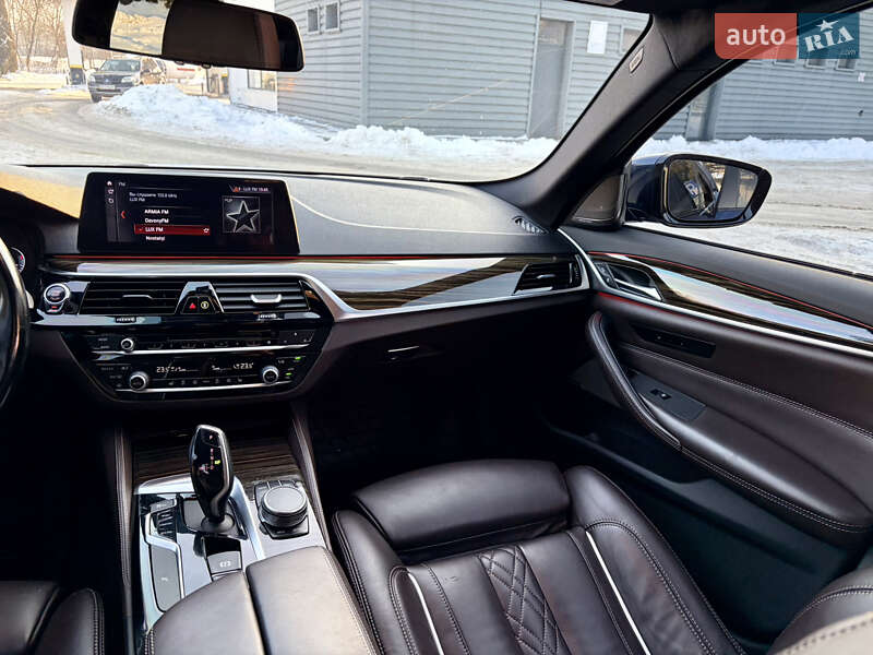 Фото BMW 5 Series з оголошення AUTO.RIA