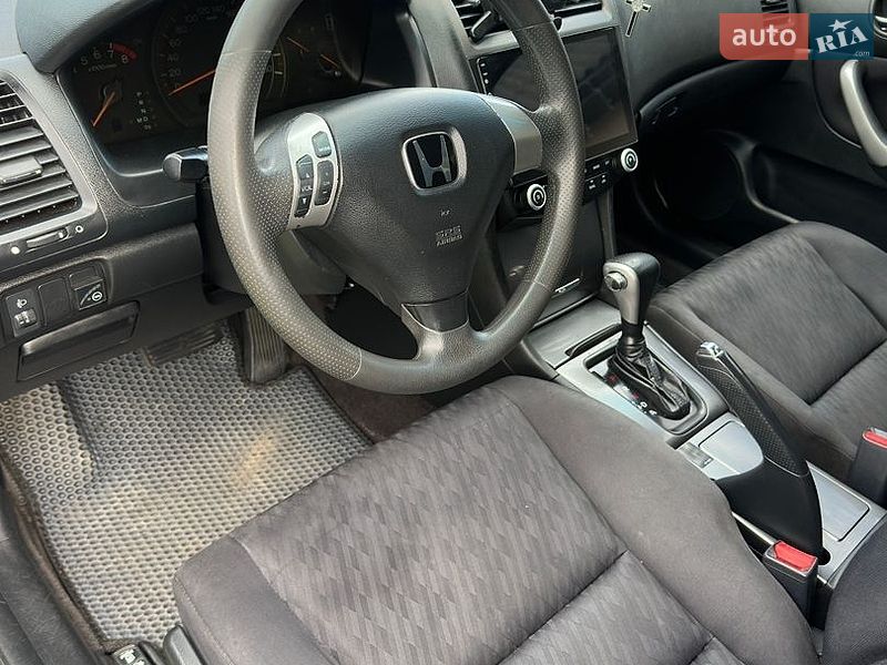 Фото Honda Accord з оголошення AUTO.RIA