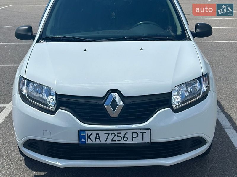 Фото Renault Logan з оголошення AUTO.RIA