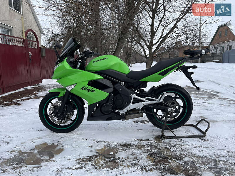 Фото Kawasaki Ninja 400R з оголошення AUTO.RIA