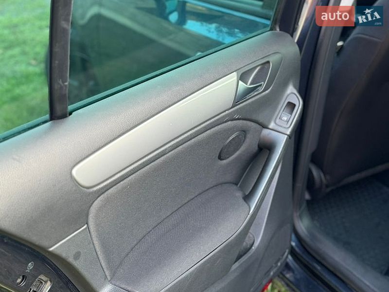 Фото Volkswagen Golf з оголошення AUTO.RIA