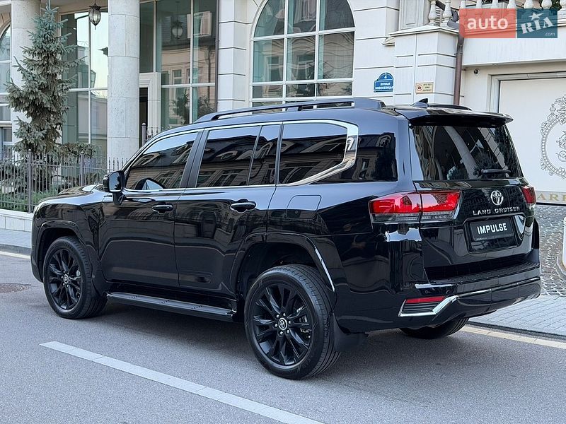 Фото Toyota Land Cruiser з оголошення AUTO.RIA