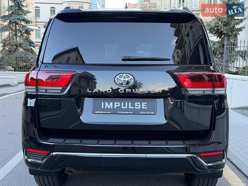 Фото Toyota Land Cruiser з оголошення AUTO.RIA