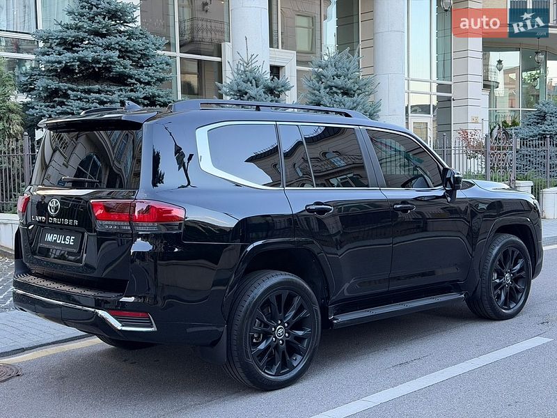 Фото Toyota Land Cruiser з оголошення AUTO.RIA