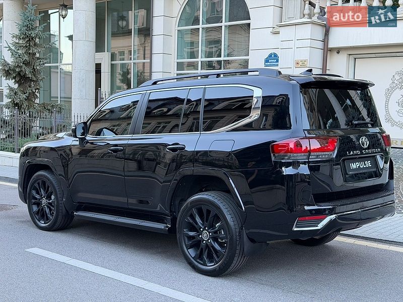 Фото Toyota Land Cruiser з оголошення AUTO.RIA