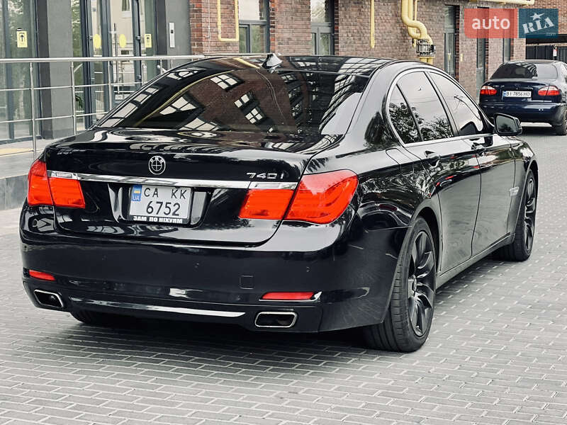 Фото BMW 7 Series з оголошення AUTO.RIA