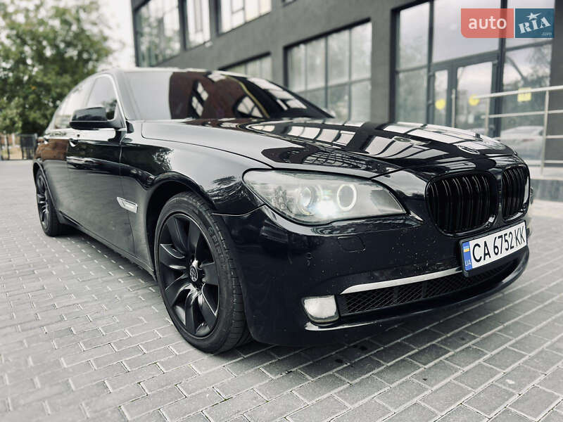 Фото BMW 7 Series з оголошення AUTO.RIA