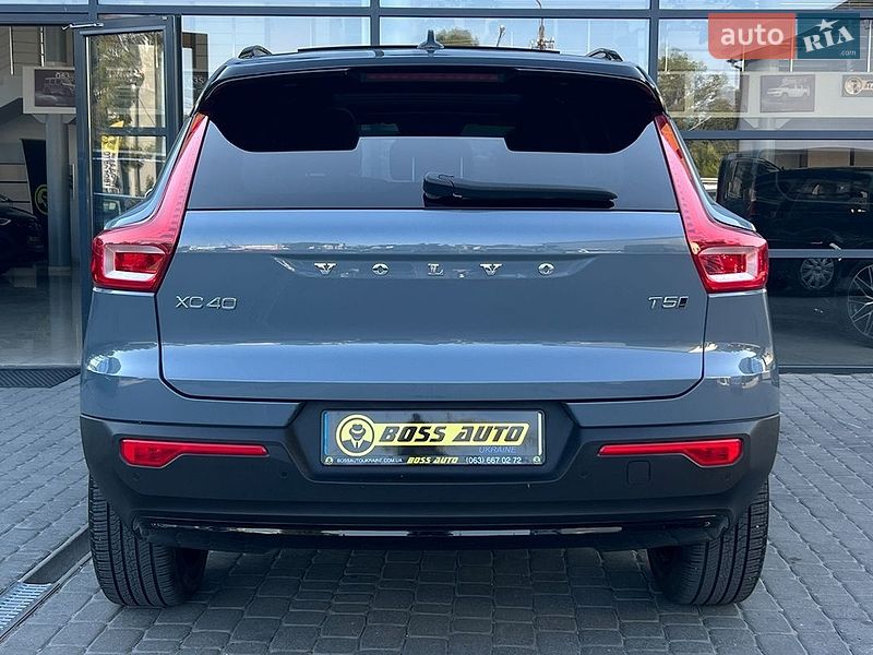 Фото Volvo XC40 з оголошення AUTO.RIA