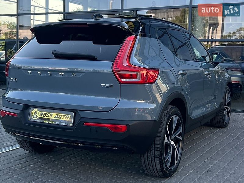 Фото Volvo XC40 з оголошення AUTO.RIA