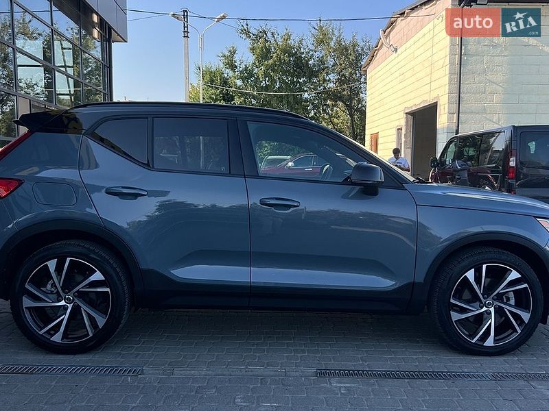 Фото Volvo XC40 з оголошення AUTO.RIA