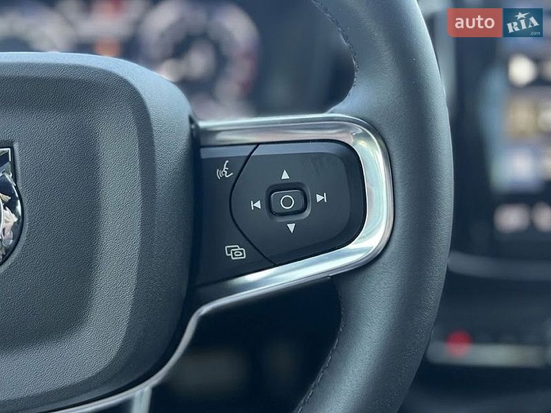 Фото Volvo XC40 з оголошення AUTO.RIA