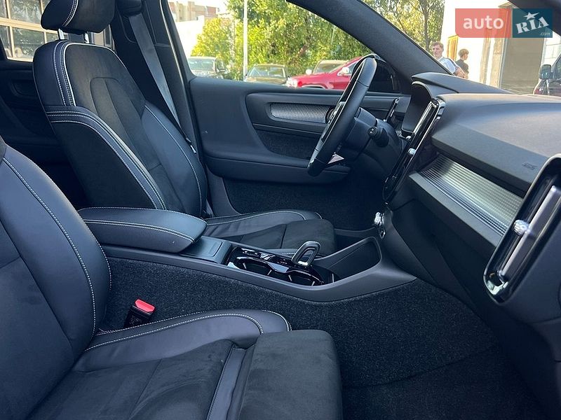Фото Volvo XC40 з оголошення AUTO.RIA