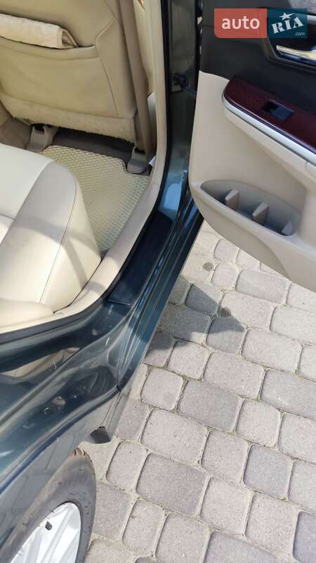 Фото Toyota Camry з оголошення AUTO.RIA