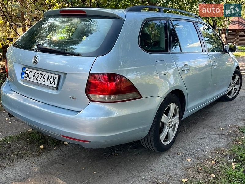 Фото Volkswagen Golf з оголошення AUTO.RIA