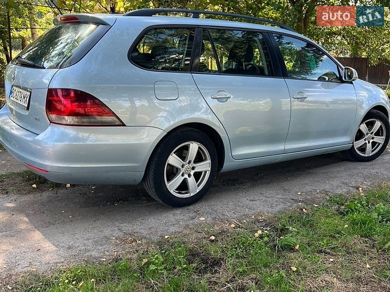 Фото Volkswagen Golf з оголошення AUTO.RIA