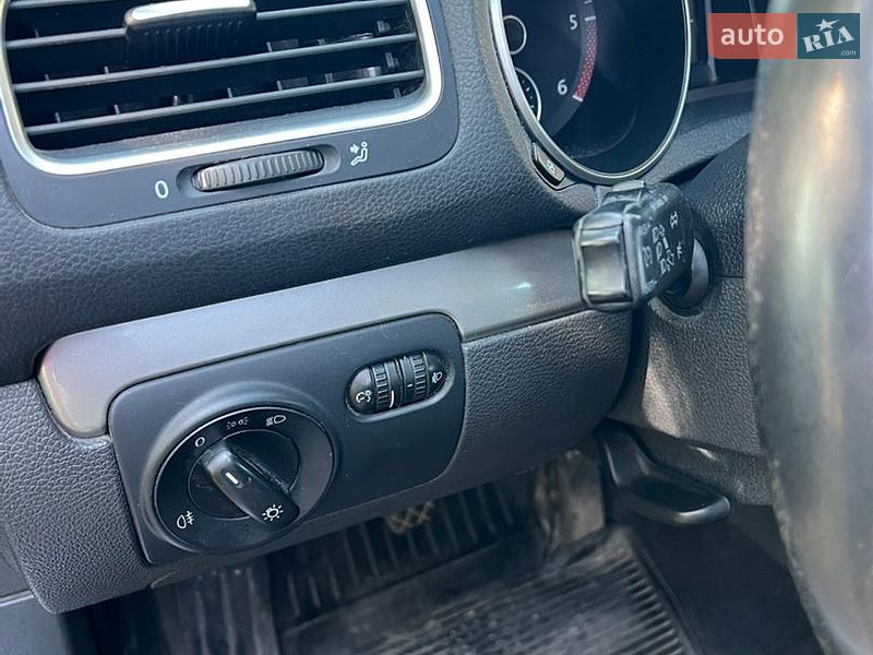 Фото Volkswagen Golf з оголошення AUTO.RIA