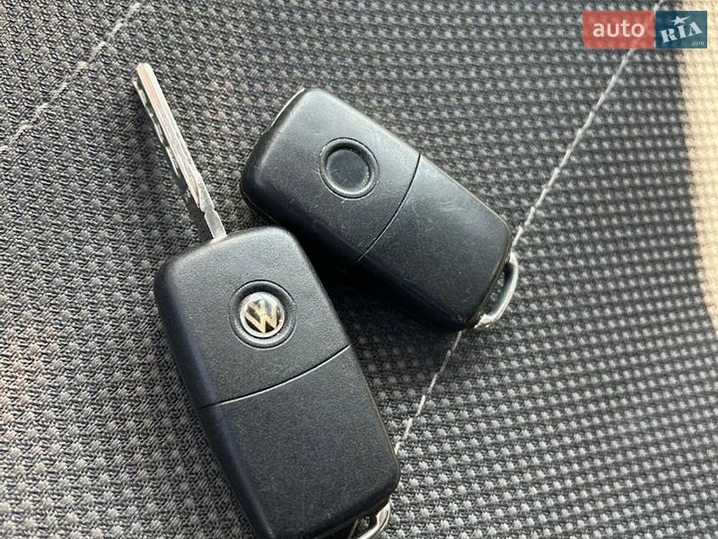 Фото Volkswagen Golf з оголошення AUTO.RIA